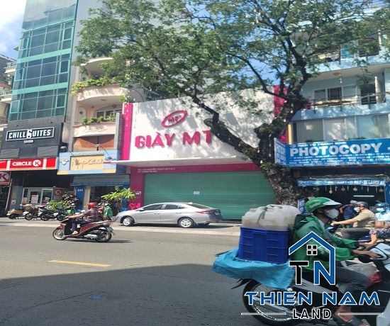 Cho thuê nhà Nguyễn Trãi, Quận 1 -  Giá 160 Triệu 