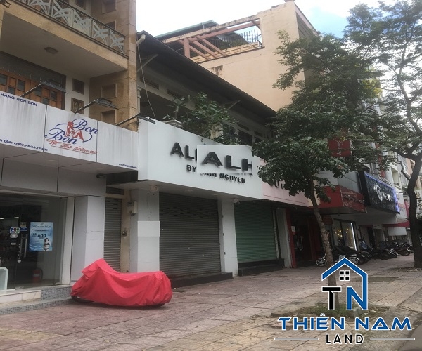 Cho thuê nhà quận 3. Nhà cho thuê mặt tiền Nguyễn Đình Chiểu, Phường 6, Quận 3