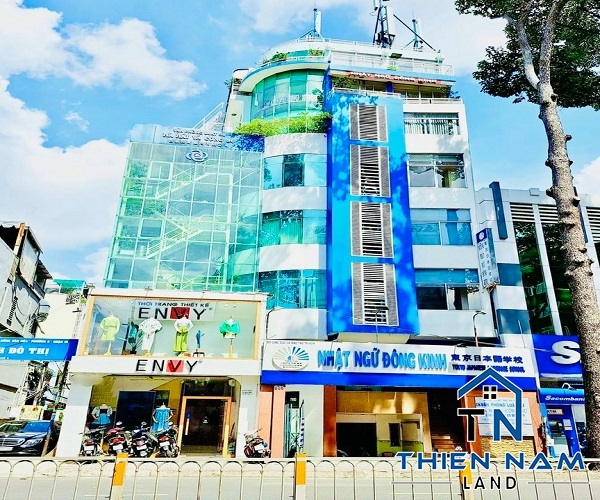 Cho thuê tòa nhà mặt tiền Nguyễn Tri Phương, Quận 10, Diện tích: 8m x 16m