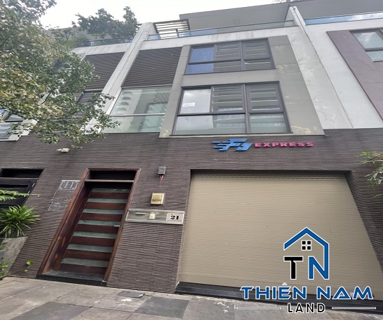 Cho thuê nhà đường số 8 Hà Đô , Quận 10 - Giá 55 Triệu 