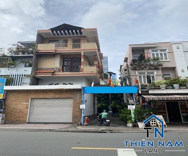 Cho thuê nhà mặt tiền Góc đường Nguyễn Thông, Quận 3, ngang 6m x 15m