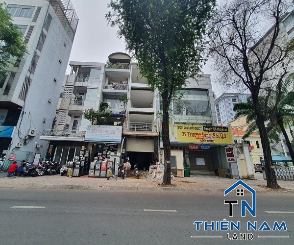 Cho thuê nhà  mặt tiền đường Võ Văn Tần, phường 6, quận 3 