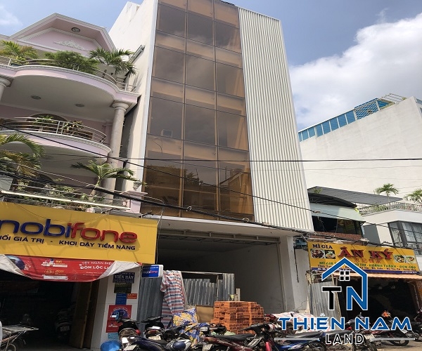 Cho thuê nhà mặt tiền đường Hồ Bá Kiện, Phường 15, Quận 10