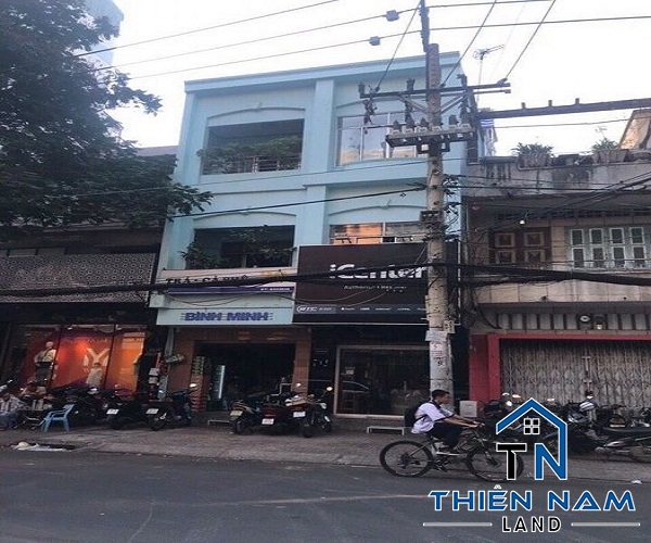 Cho thuê nhà đường Võ Văn Tần,Phường 5,Quận 3