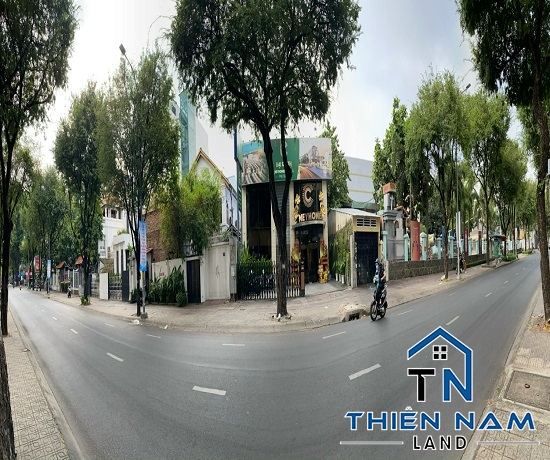 Cho thuê nhà Võ Văn Tần, P6, Quận 3 -  Giá 13.500$