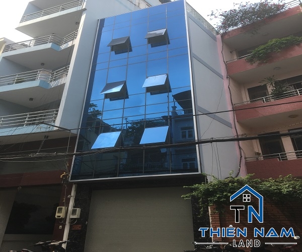 Nhà MT cho thuê đường Hồ Bá Kiện, Phường 15, Quận 10