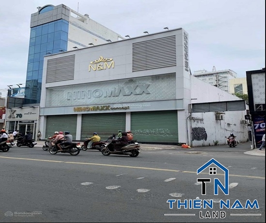 Cho thuê nhà Góc 2 MT đường Hai Bà Trưng, Phường Võ Thị Sáu, Quận 1  - Giá 40.000 $