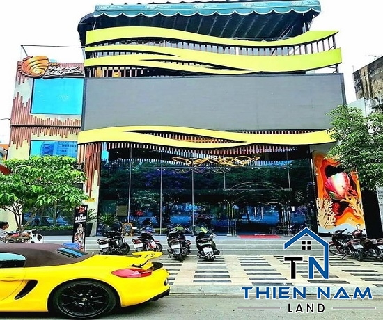 Cho thuê nhà MT đường Lê Lai, P Bến Thành, Quận 1 -  Giá 11000$