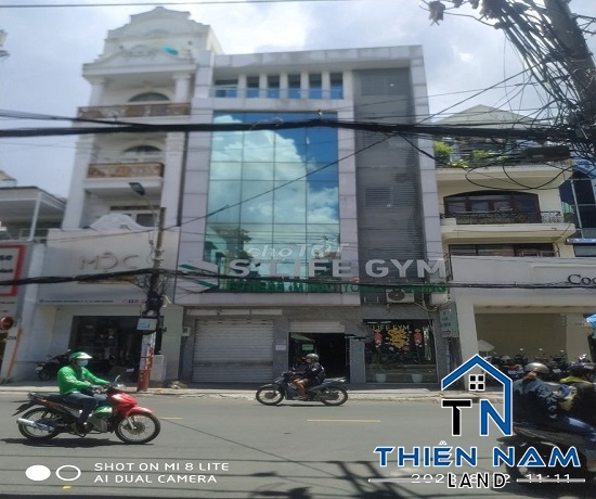 Cho thuê Tòa Nhà đường Huỳnh Văn Bánh, Quận Phú Nhuận  -  Giá 130 Triệu 