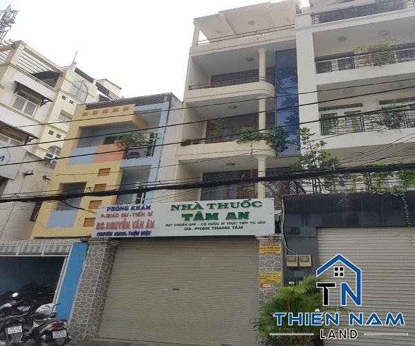 Cho thuê nhà đường Số 3 Cư Xá Đô Thành, Phường 4, Quận 3