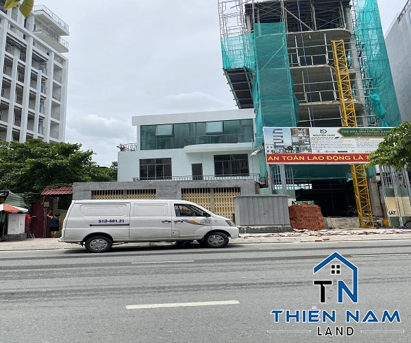Cho thuê nhà mặt tiền Bạch Đằng, P.2, Q. Tân Bình, 168m2