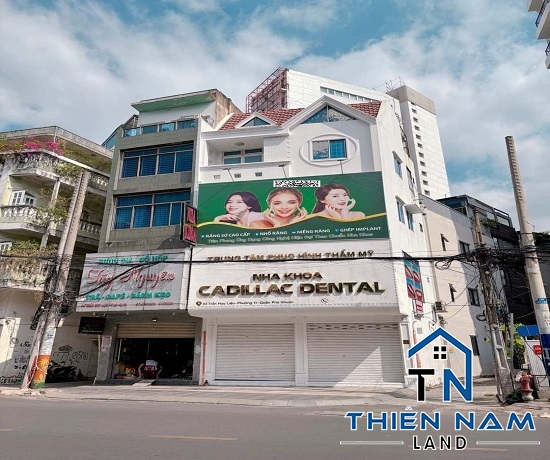 Cho thuê nhà MT đường Trần Huy Liệu , P11, Quận Phú Nhuận -  Giá 50 Triệu 