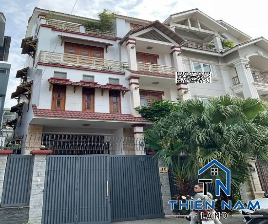 Cho thuê nhà đường Hoa Đào, P2, Quận Phú Nhuận - Giá 95 Triệu 