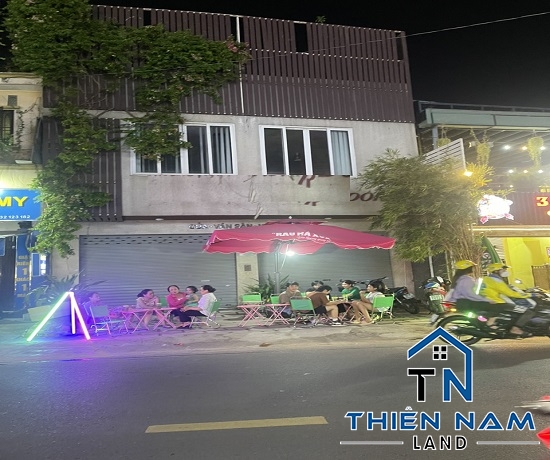 Cho thuê mặt bằng đường Nguyễn GIa trí, P 25, Quận Bình Thạnh -  GIá 40 triệu 