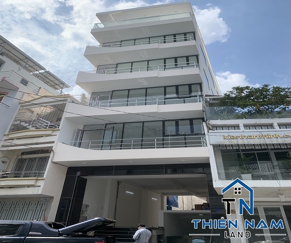 Cho thuê Tòa nhà Mặt Tiền đường Nguyễn Văn Nguyễn, phường Tân ĐỊnh, Quận 1, Diện tích: 8m x 16m