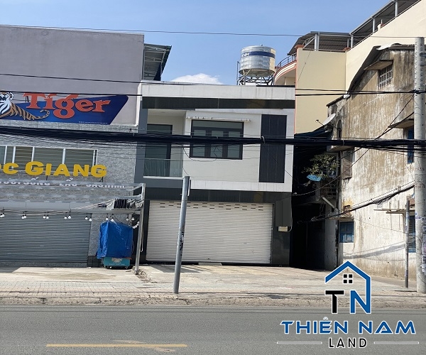 Cho thuê nhà mặt tiền đường Cách Mạng Tháng 8, Phường 3, Quận Tân Bình, ngang 7m, chỉ 45 triệu