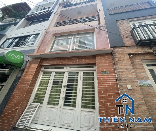 Cho thuê nhà đường Trần Hưng Đạo, Quận 1 - Giá 30 Triệu 
