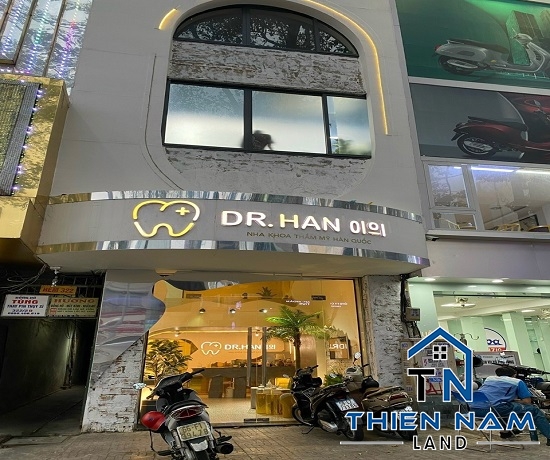 Cho thuê nhà đường Trần Hưng Đạo, P Nguyễn Cư Trinh, Quận 1 -  Giá 85 Triệu 