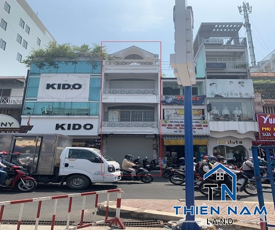 Cho thuê nhà MT Trần Quang Diệu, Phường 14, Quận 3 -  Giá: 65 triệu