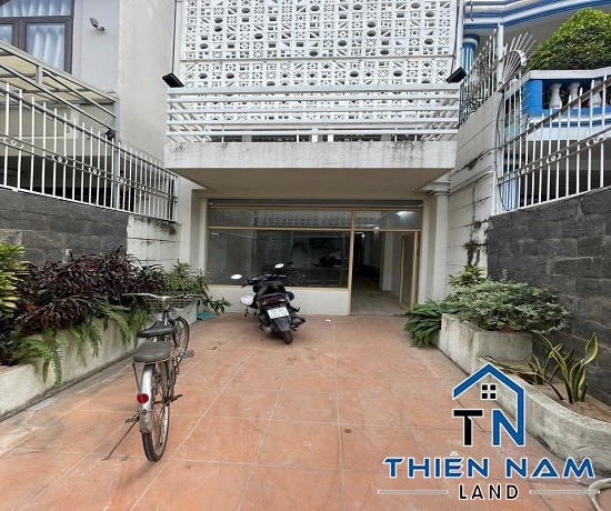Cho thuê nhà đường Bạch Mã, P15, Quận 10 -  Giá 33 Triệu 