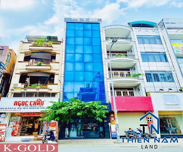 Cho thuê nhà 2 MẶT TIỀN đường Nguyễn Đình Chiểu, phường 1, Quận 3, Nở hậu