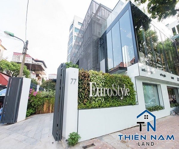 Biệt thự Hoàng Hoa Thám, Bình Thạnh. dtsd khoảng 700m2 + sân vườn để xe. 