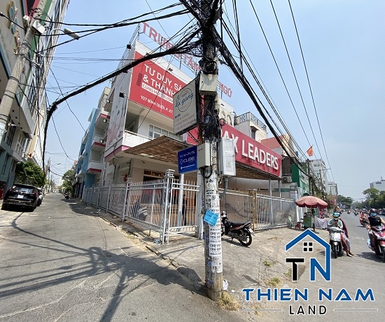 Cho thuê căn Góc 2 MT Bình Quới, Phường 27, Quận Bình Thạnh -  Giá: 180  triệu