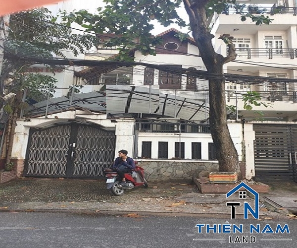 Cho thuê nhà mặt tiền đường Hoàng Hoa Thám, phường 13, Quận Tân Bình, DT: 8m x 25m