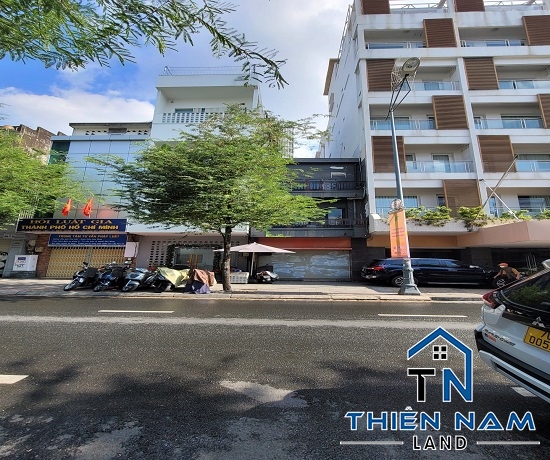 Cho thuê nhà MT đường Lê Thánh Tôn, Quận 1 -  Giá 150 Triệu 