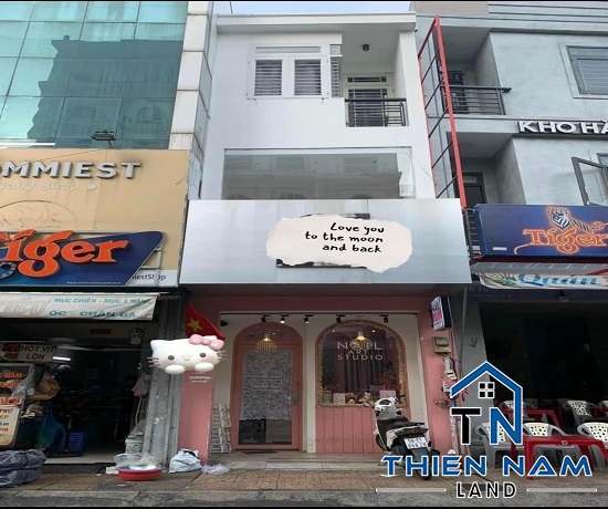 Cho thuê nhà MT đường Trần Quang Diệu, Quận 3 - Giá 26 Triệu 
