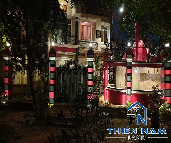 Cho thuê Biệt Thự sân vườn, khu VILA THIÊN HÒA, Bình Quới, Quận Bình Thạnh -  Giá 2000$
