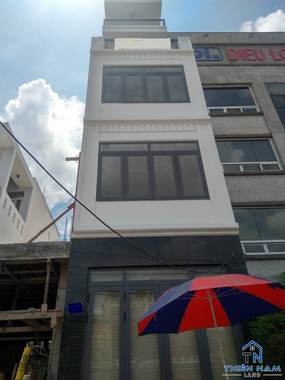 Cho Thuê MTKD 1 trệt 6 lầu Lac LOng Quân, Q.Tân Bình