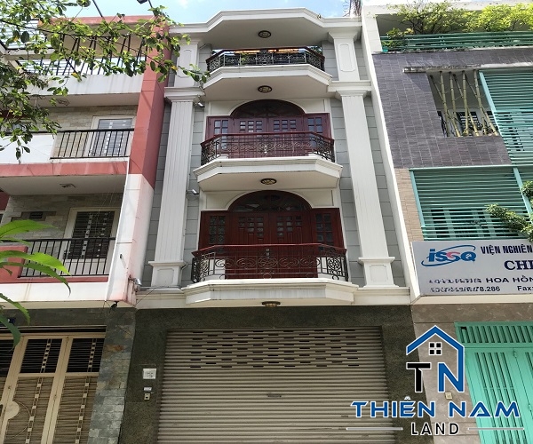 Cho thuê nhà mặt tiền đường Hoa Hồng, phường 2, Quận Phú Nhuận, chỉ với 40 triệu.