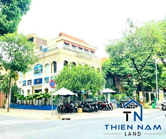 Cho thuê nhà Góc 2 MT Võ Văn Tần + Trần Quốc Thảo, Phường 6, Quận 3 -  Giá  14000 USD