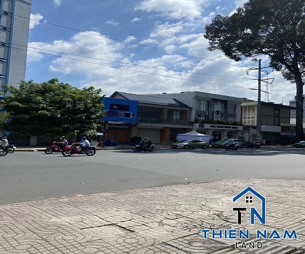 Cho thuê nhà mặt tiền Nguyễn Thị Minh Khai, p Phạm Ngũ Lão, quận 1