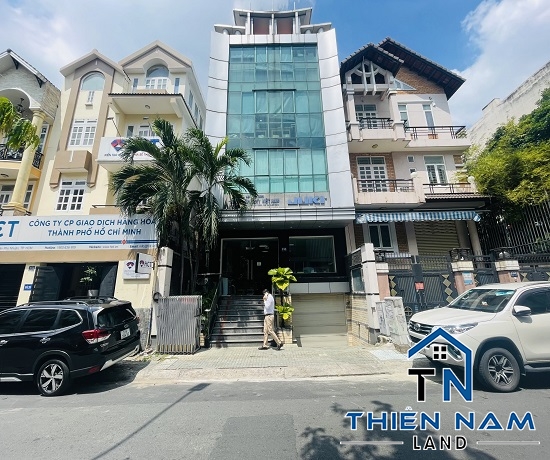 Cho thuê nhà MT đường Hoa Lan, P2, Quận Phú Nhuận - Giá 135 Triệu 