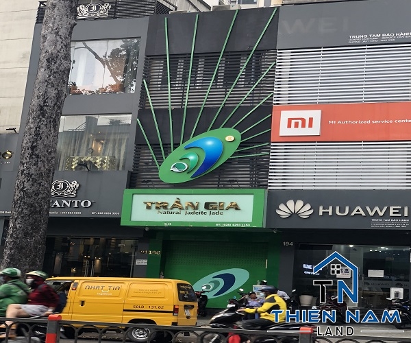 Cho thuê nhà mặt tiền đường 3 Tháng 2, Phượng 12, Quận 10, giá 80tr/Tháng