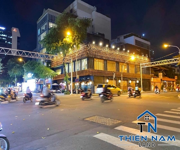 Cho thuê nhà Góc 2 MT đường Hai Bà Trưng và Nguyễn Thị Minh Khai,Phường Đa Kao,Quận 1