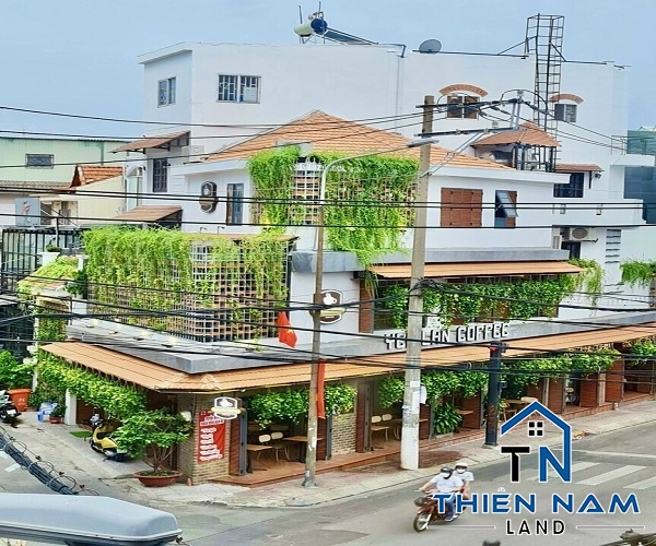 Cho thuê nhà  góc 2 MT Hoàng Việt+ Út Tịch, Q.Tân Bình