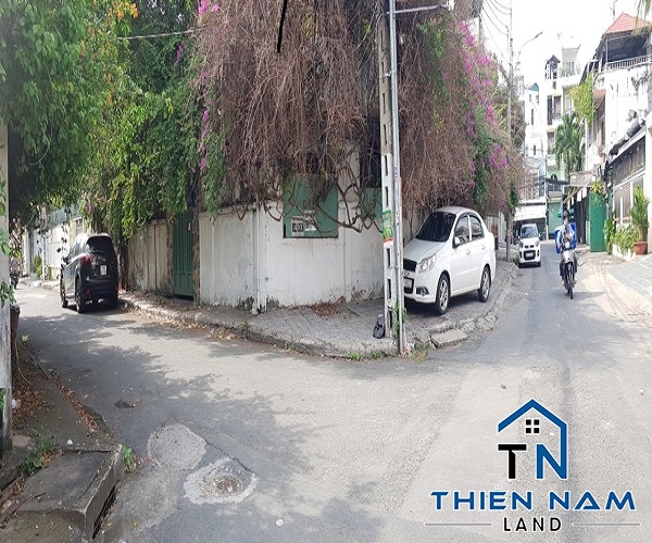 Cho thuê mặt bằng góc đường nội bộ Hòa Hưng Q10, hiên trạng cf sân vườn xưa và nay. 