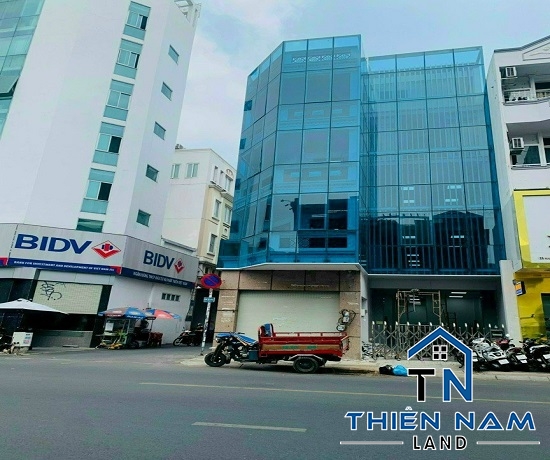 Cho thuê  Tòa Nhà MT Nguyễn Bỉnh Khiêm, P Đakao, Quận 1 -  Giá 250 Triệu 