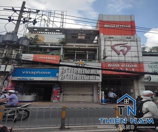 Cho thuê nhà MT đường Cách Mạng Tháng Tám, Quận 10 - Giá 45 triệu