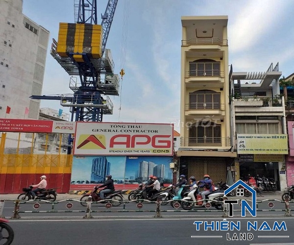 Cho thuê mặt tiền kinh doanh 4x17m Phan Đăng Lưu, Q.Phú Nhuận