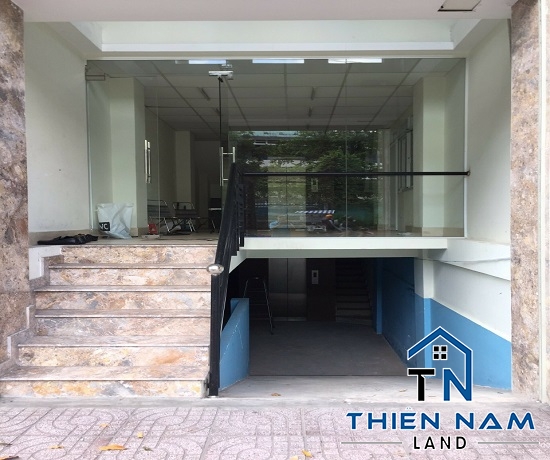 Cho thuê nhà MT đường Lý Chính Thắng, P 9 , Quận 3 -  Giá 50 Triệu 