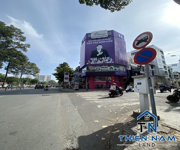 Cho thuê căn góc 3 Tháng 2- Trần Minh Quyền quận 10 