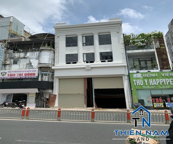 Cho thuê tòa nhà mặt tiền đường Phan Đình Phùng, Q. Phú Nhuận, Nở hậu 11m