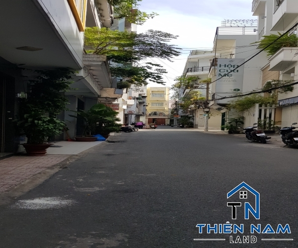 Cho thuê nhà hẻm xe hơi tô hiến thành Q10. kinh doanh tự do. 