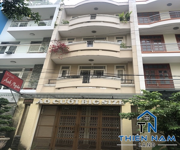 Nhà cho thuê hẻm xe hơi Cách Mạng Tháng 8, Quận 3