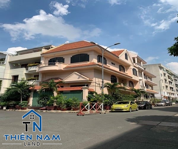 Cho thuê Biệt thự đường Hồ Văn Huê,Phường 9,Quận Phú Nhuận