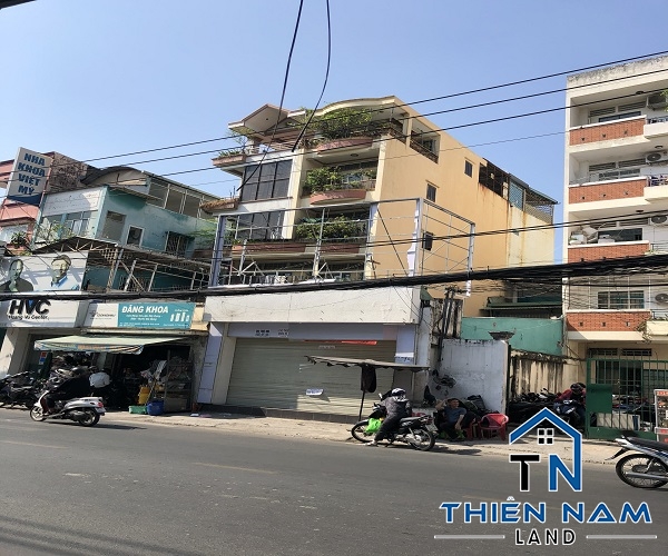 Cho thuê mặt bằng mặt tiền CMT8, Phường 12, Quận 10